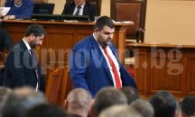 Преди да съмне, ще стане по-тъмно