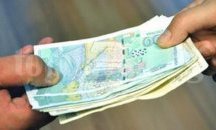 Мъж от Добрич брои 6200 лева на измамници за операция на сина си