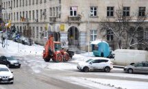 Близо 30 машини денонощно работиха по почистването на снега при тежките метеорологични условия