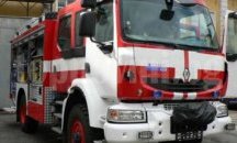Три коли изгоряха при пожар в автокъща в Плевен