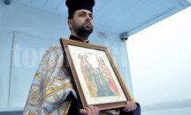 Над 5 хиляди именици празнуват на Йордановден в Русе, съкращават Богоявленския ритуал заради лошото време