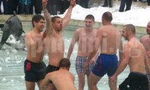Иван извади богоявленския кръст в Търговище