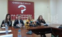 Учители от Плевен поискаха съдействие от Мая Манолова заради конфликт с директора си
