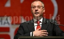 Станишев допусна, че турското посолство е свалило Орешарски чрез Местан