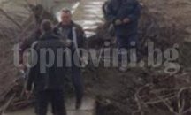 Нарушители нападнаха с брадва инспектор от ИАРА - Благоевград