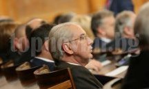 Прогоненият Местан седна редом до Ана Баракова, Кадиев и Енчев