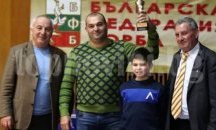 Три медала грабнаха бургаските борци на държавния шампионат в Пловдив