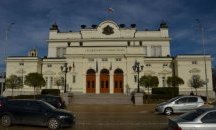 Искри в Парламента заради Георги Стоилов и брат му