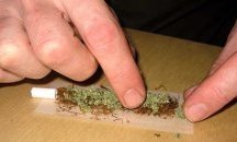 Арестуваха младеж с голямо количество дрога