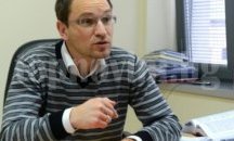 Калпакчиев иска разпечатки на SMS на всички членове на ВСС