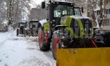 Вадят закъсали автомобили в Казанлъшко