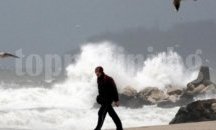 Варна е под жълт код за силен вятър и бурно вълнение