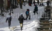 Дървена ваканция за хиляди ученици след падналия сняг в страната (обобщение)