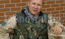 Обвиниха ген. Шивиков в кражба на якета и ръкавици