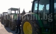 Протест на гръцки фермери затвори граничен пункт "Илинден" (обновена)