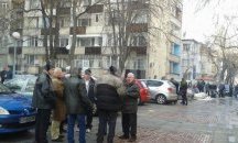 Посрещнаха Евстатиев с "Ууу" пред съда в Пловдив
