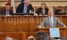 ГЕРБ бетонира ВСС, а сега им искат оставките, чудят се в ДПС