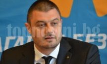 Не пускат евродепутата Бареков на конференция на румънски прокурор в София