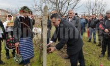 Ритуално зарязване на лозята се състоя в Мечкарево