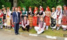 Детски хор "Песнопойче" търси 1000 лева за носии