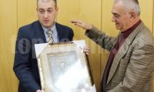 Наградиха асистент Ранчев помогнал на жена в беда в Стара Загора