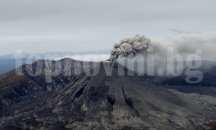 Вулкан в Камчатка бълва пепел на 4 км, оранжев код за авиоационна опасност