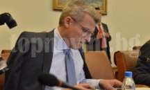 Протест и петиция за оставката на Москов