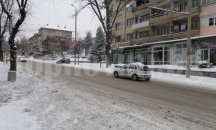 Улиците на Велико Търново са обработени с 12 тона сол и пясък