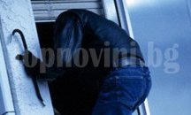 Издирват извършители на кражби в Сливен и Нова Загора
