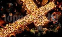 В Благоевград осветиха над 2 000 бурканчета с мед на празника на Св. Харалампий