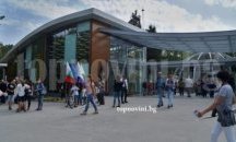 Родни търговци показват продукцията си на изложението „Златен лъв“ във Флората