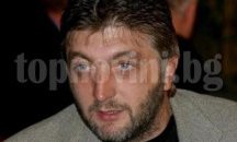 И премиерът изпраща Трифон Иванов в последния му път