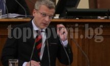 Таско Ерменков на косъм да се сбие с Москов, нарече го уличник