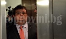 Цацаров за пръв път се сблъска с репортер на „Биволъ“ и си изпусна нервите