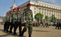 Официално и военните ще охраняват границата, въпреки че Бойко Ноев обяви това за падение