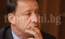 Военнослужещите не са полски пъдари, заяви Ангел Найденов
