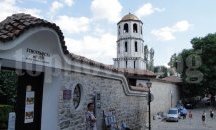 Пловдивчани майсторят мартеници в Етнографския музей