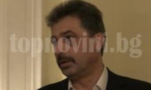 Имало е идея КТБ да погълне клатещата се ПИБ, заяви Цветан Василев