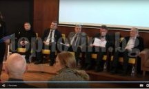 Тролейбус пропадна в двуметрова дупка на улица „Индустриална“