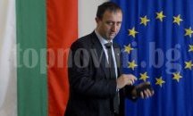 Съдебната реформа трябва да тръгне от МВР, смята Роман Василев