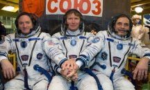 Трима астронавти от МКС се завърнаха на Земята