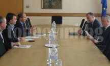 Великденски премии за работниците от ВМЗ обеща Лукарски