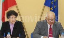 Кметове усвояват полицейски умения