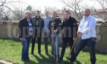 Младежи залесяват под мотото „Остави следа“