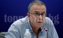 Искат оставката на гръцкия министър по миграцията заради думата „Македония“