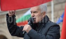 "Атака" иска да приравни неолиберализма към фашизма и комунизма