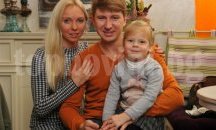 Пристига звездно бебе с трупата на Парад на шампионите