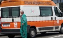 Куриерски автомобил помете на задна възрастна жена в Бургас