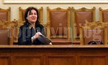Бъчварова не вижда възможност за предсрочен вот