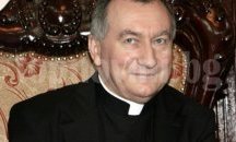Дясната ръка на папата освещава църква в София